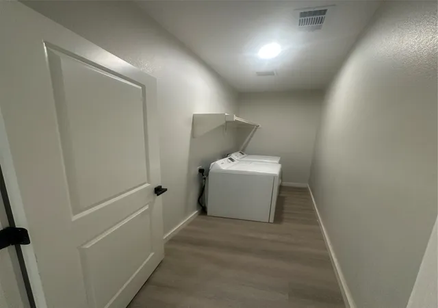 Photo 3 of Single family home for sale at 1400 N Business 287, Decatur, TX 76234 | MLS# 21360319 | Listing updated on 2026-08-14