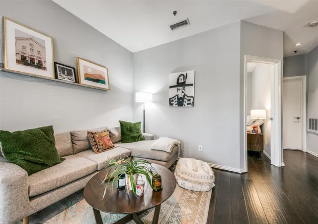 Photo 2 of Condo for sale at 4800 W Lovers Ln #509, Dallas, TX 75209 | MLS# 21357359 | Listing updated on 2026-10-05