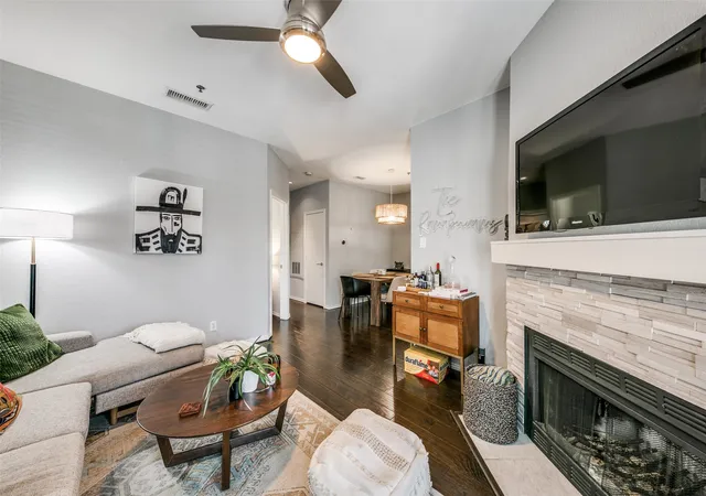 Photo 3 of Condo for sale at 4800 W Lovers Ln #509, Dallas, TX 75209 | MLS# 21357359 | Listing updated on 2026-10-05
