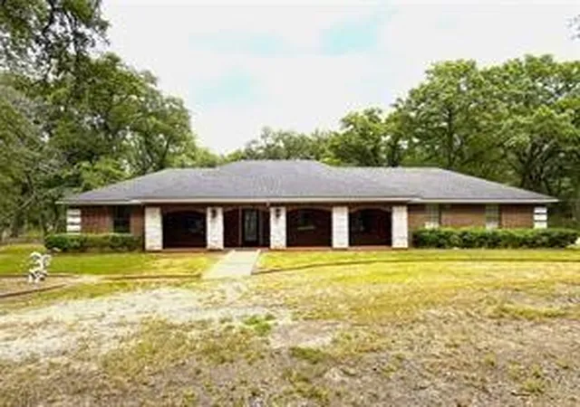 Photo 2 of Single family home for sale at 9644 Deer Park, Quinlan, TX 75474 | MLS# 21360354 | Listing updated on 2026-08-14
