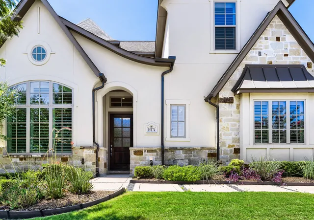 Photo 3 of Single family home for sale at 15174 Viburnum Rd, Frisco, TX 75035 | MLS# 21358442 | Listing updated on 2026-08-28