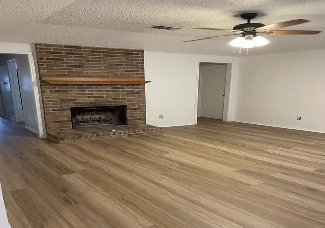 Photo 4 of House for sale at 4508-12 Halyard Ct #4508-4512, Fort Worth, TX 76135 | MLS# 21360373 | Listing updated on 2026-09-23