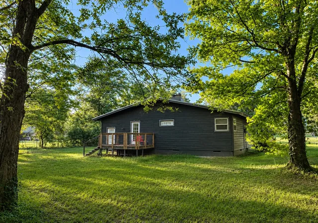Photo 2 of Single family home for sale at 414 E Main St, Omaha, TX 75571 | MLS# 21359363 | Listing updated on 2026-08-15