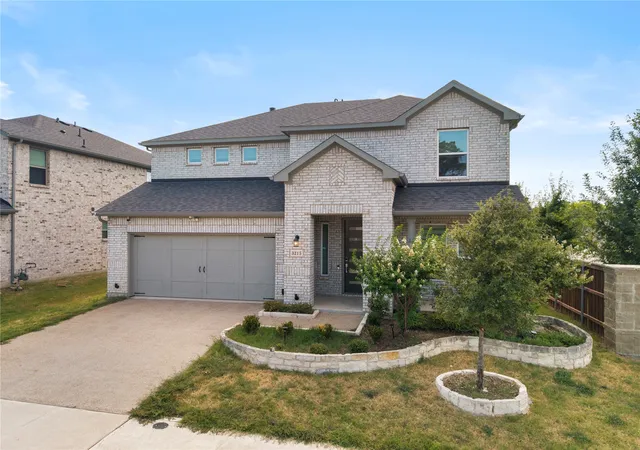 Photo 2 of Single family home for sale at 3215 San Clemente Dr, Melissa, TX 75454 | MLS# 21359340 | Listing updated on 2026-10-04