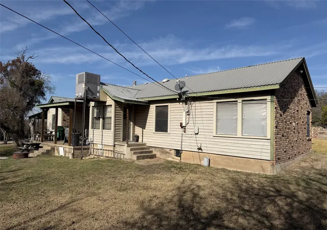 Photo 3 of Single family home for sale at 5 W Hwy 84, Goldthwaite, TX 76844 | MLS# 21360379 | Listing updated on 2026-09-22