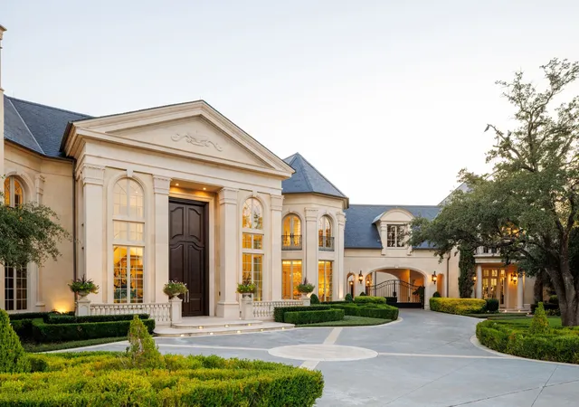 Photo 2 of Mansion for sale at 10617 Bridge Hollow Ct, Dallas, TX 75229 | MLS# 21359093 | Listing updated on 2026-09-22