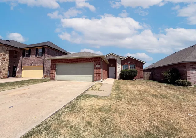 Photo 1 of Single family home for sale at 5928 Deck House Rd, Fort Worth, TX 76179 | MLS# 21360396 | Listing updated on 2026-10-31
