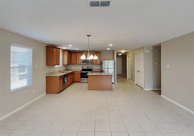 Photo 3 of Single family home for sale at 1108 Hickory Bend Ln, Fort Worth, TX 76108 | MLS# 21360369 | Listing updated on 2026-08-15