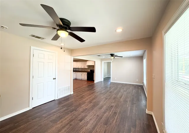 Photo 3 of Single family home for sale at 434 Woodlawn St, Sulphur Springs, TX 75482 | MLS# 21359802 | Listing updated on 2026-08-18