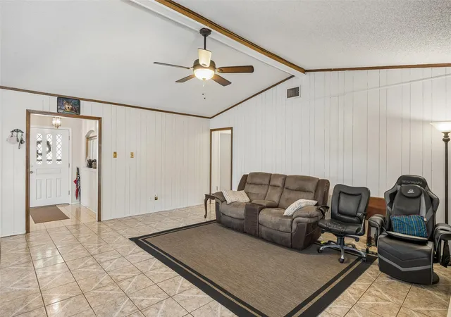 Photo 4 of Single family home for sale at 3246 Wichita Dr, Mesquite, TX 75149 | MLS# 21358611 | Listing updated on 2026-10-02
