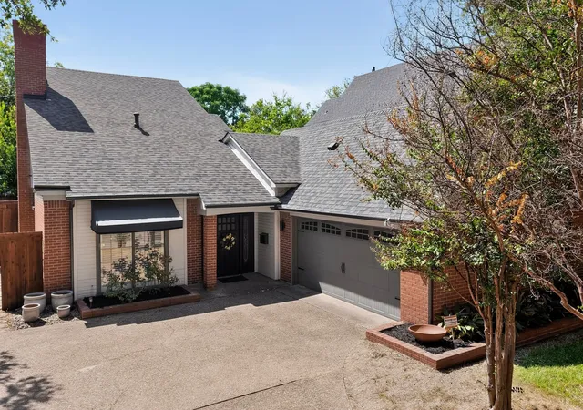 Photo 2 of Single family home for sale at 1526 Abrams Rd, Dallas, TX 75214 | MLS# 21359147 | Listing updated on 2026-10-07