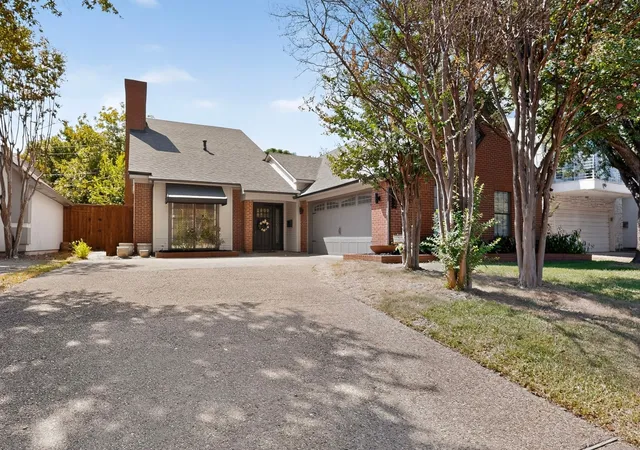 Photo 3 of Single family home for sale at 1526 Abrams Rd, Dallas, TX 75214 | MLS# 21359147 | Listing updated on 2026-10-07