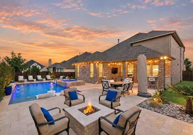 Photo 1 of Single family home for sale at 11604 Bull Creek Dr, Argyle, TX 76226 | MLS# 21360458 | Listing updated on 2026-10-07