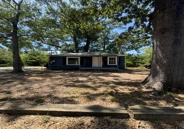 Photo 2 of Single family home for sale at 7110 Brandtway St, Shreveport, LA 71108 | MLS# 21360488 | Listing updated on 2026-08-30