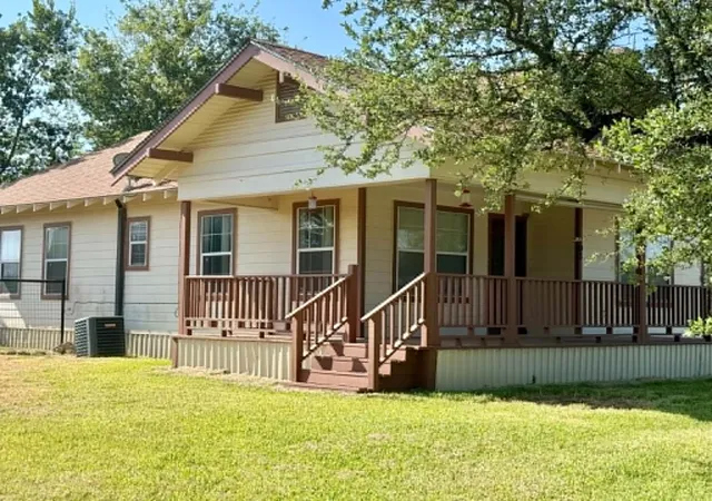 Photo 3 of Single family home for sale at 203 Avenue C, Gustine, TX 76455 | MLS# 21360494 | Listing updated on 2026-09-18