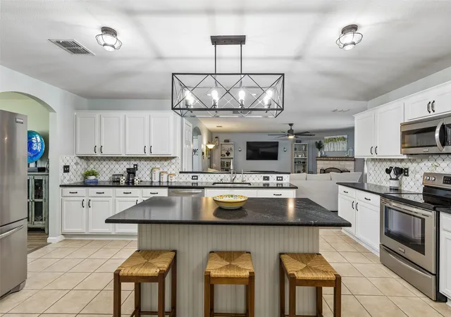 Photo 4 of Single family home for sale at 2903 Meadow Bluff Dr, Wylie, TX 75098 | MLS# 21359310 | Listing updated on 2026-09-19