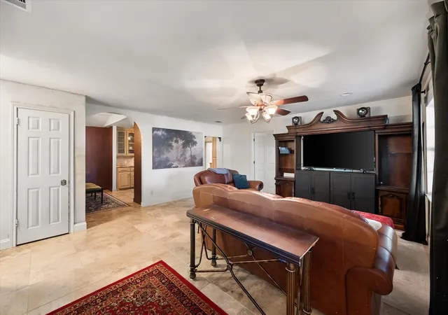 Photo 2 of Single family home for sale at 1814 Robbins Rd, Athens, TX 75751 | MLS# 21359942 | Listing updated on 2026-08-19