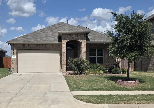 Photo 1 of Single family home for sale at 1215 Pacifica Trl, Cleburne, TX 76033 | MLS# 21356748 | Listing updated on 2026-08-15