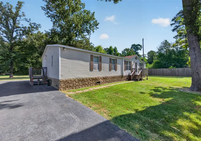 Photo 2 of Manufactured home for sale at 152 Monique Dr, Shreveport, LA 71106 | MLS# 21358753 | Listing updated on 2026-09-18