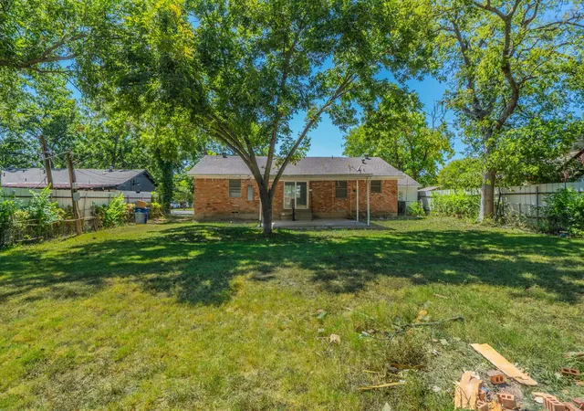 Photo 3 of Single family home for sale at 3510 Kingsford Ave, Dallas, TX 75227 | MLS# 21360633 | Listing updated on 2026-09-27