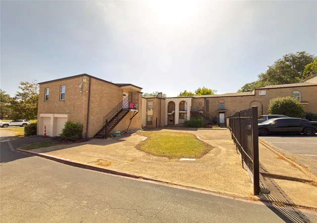 Photo 1 of Condo for sale at 6032 Westridge Ln #201, Fort Worth, TX 76116 | MLS# 21358231 | Listing updated on 2026-08-15