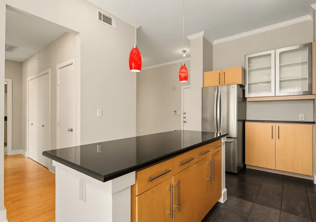 Listing Photo 4 - Condo for sale in building located at 4414 Cedar Springs Rd, Dallas, TX 75219 - Unit #310