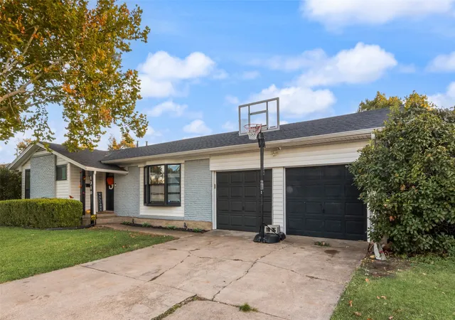 Photo 4 of Sale Pending at 1310 Bardfield Ave, Garland, TX 75041 | MLS# 21360682 | Listing updated on 2026-10-02