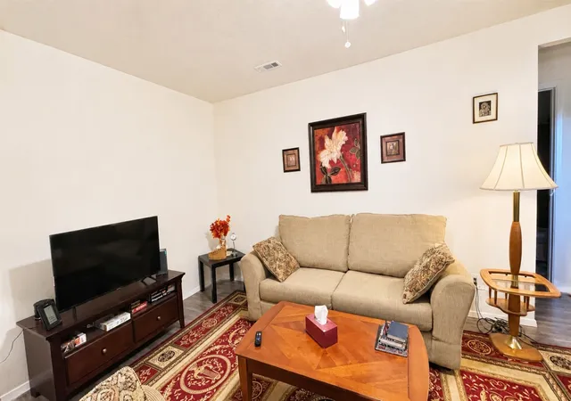 Photo 3 of Single family home for sale at 680 Choctaw Dr, Quitman, TX 75783 | MLS# 21360643 | Listing updated on 2026-08-15