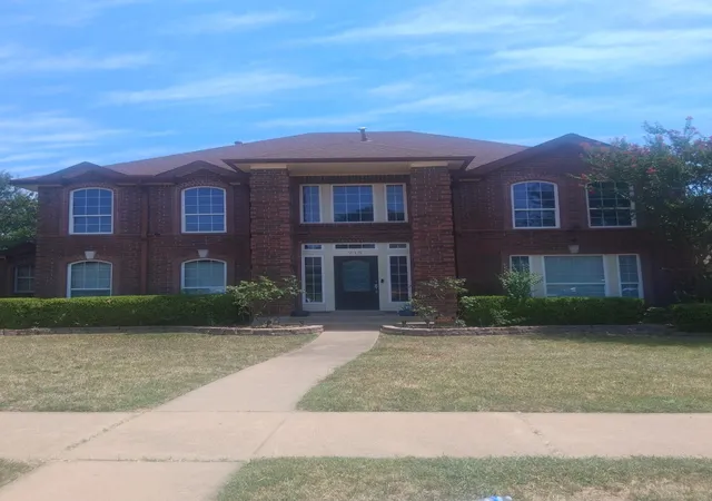 Photo 1 of Single family home for sale at 715 Pulitzer Ln, Allen, TX 75002 | MLS# 21358412 | Listing updated on 2026-08-15