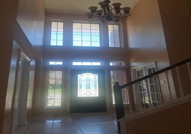 Photo 7 of Single family home for sale at 715 Pulitzer Ln, Allen, TX 75002 | MLS# 21358412 | Listing updated on 2026-08-15