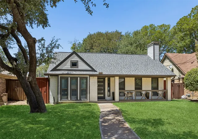 Photo 1 of Single family home for sale at 5605 Reiger Ave, Dallas, TX 75214 | MLS# 21358688 | Listing updated on 2026-08-30