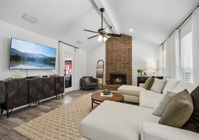 Photo 3 of Single family home for sale at 5605 Reiger Ave, Dallas, TX 75214 | MLS# 21358688 | Listing updated on 2026-08-30
