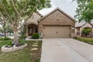Photo 1 of Sale Pending at 2864 Houston Wood Dr, Fort Worth, TX 76244 | MLS# 21360808 | Listing updated on 2026-10-17
