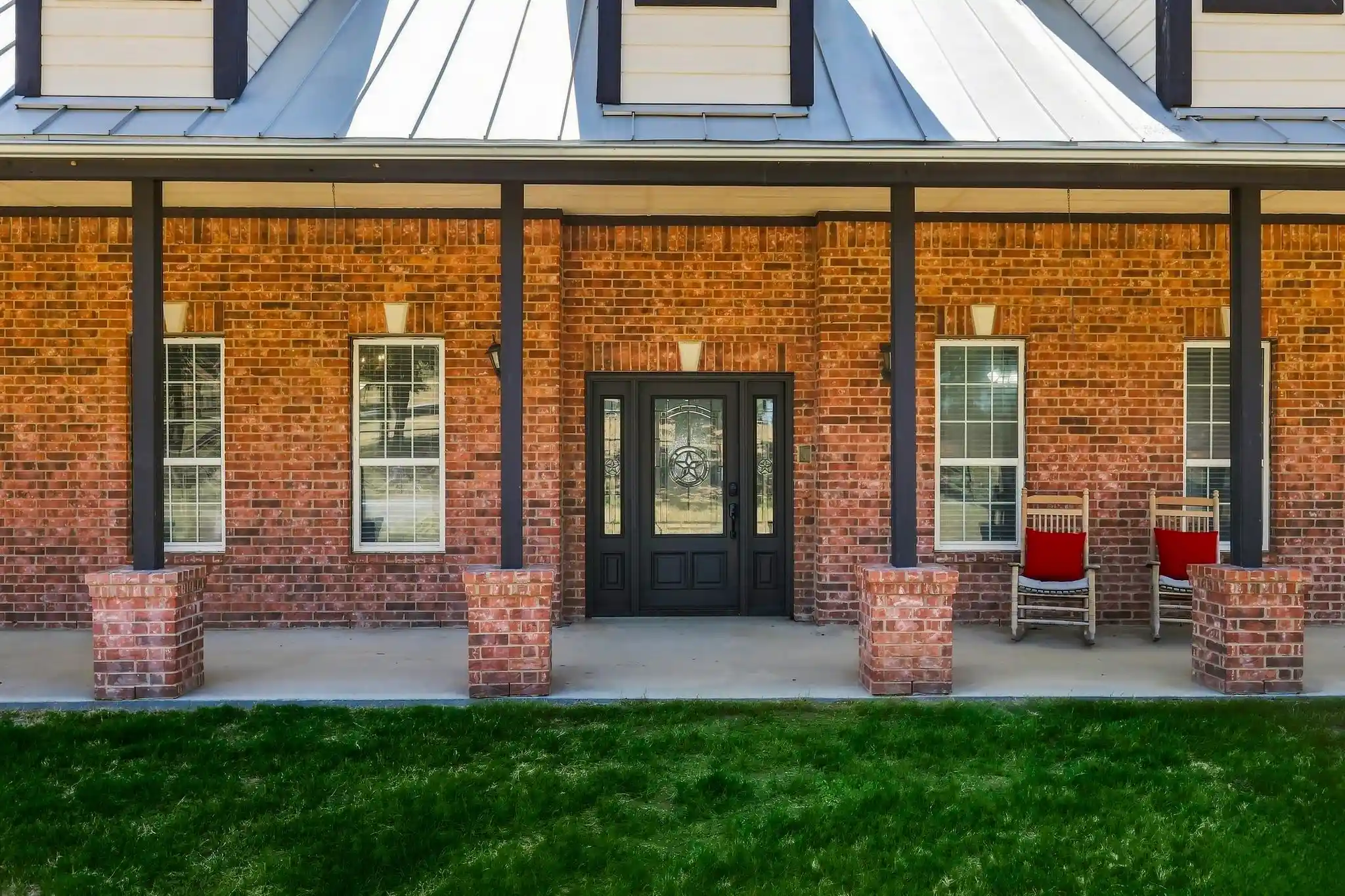Photo 1 of Mansion for sale at 820 Copper Woods Ln, Lewisville, TX 75077 | MLS# 21360589 | Listing updated on 2026-10-13