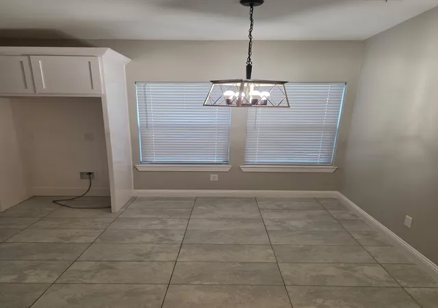 Photo 3 of Single family home for sale at 1103 E 12th Ave, Corsicana, TX 75110 | MLS# 21360710 | Listing updated on 2026-08-17