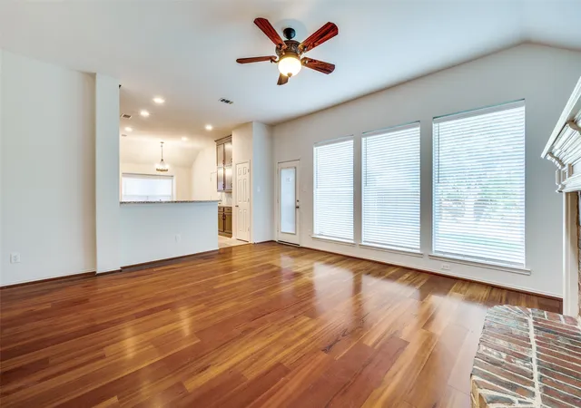 Photo 4 of Single family home for sale at 9133 Wichita Trl, Frisco, TX 75033 | MLS# 21359531 | Listing updated on 2026-08-26