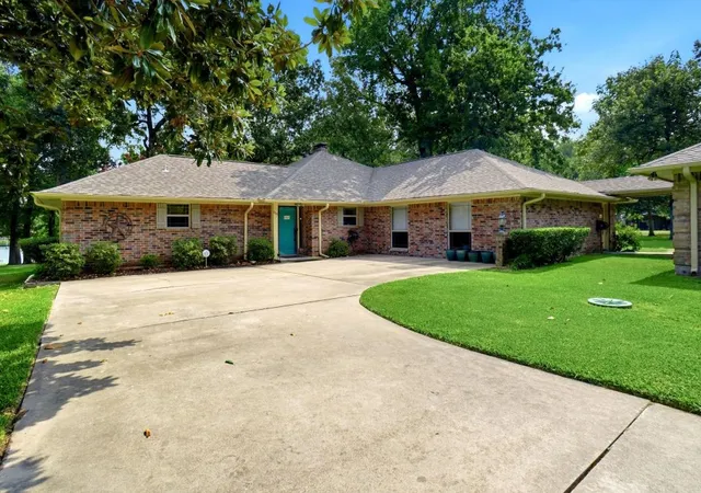 Photo 1 of Single family home for sale at 665 Private Road 5881, Yantis, TX 75497 | MLS# 21360865 | Listing updated on 2026-08-16