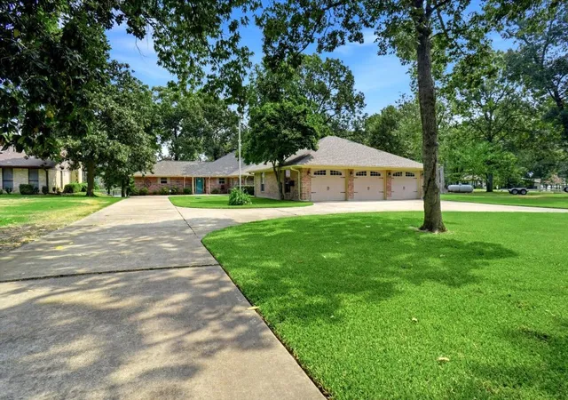 Photo 2 of Single family home for sale at 665 Private Road 5881, Yantis, TX 75497 | MLS# 21360865 | Listing updated on 2026-08-16