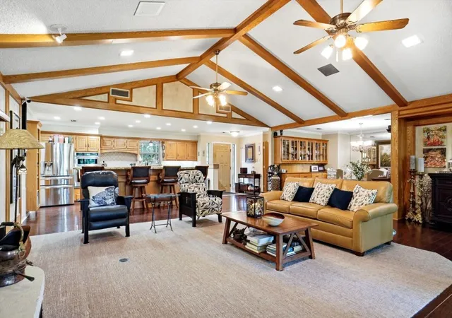 Photo 4 of Single family home for sale at 665 Private Road 5881, Yantis, TX 75497 | MLS# 21360865 | Listing updated on 2026-08-16