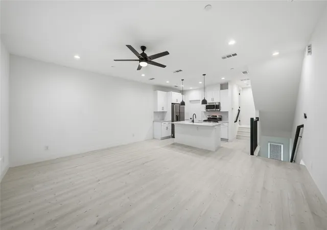 Photo 2 of Townhouse for sale at 7207 Mohawk Dr #106, Dallas, TX 75235 | MLS# 21359867 | Listing updated on 2026-08-16