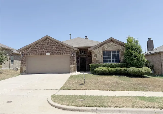 Photo 1 of Single family home for sale at 4809 Wasatch Dr, Denton, TX 76208 | MLS# 21360692 | Listing updated on 2026-08-25