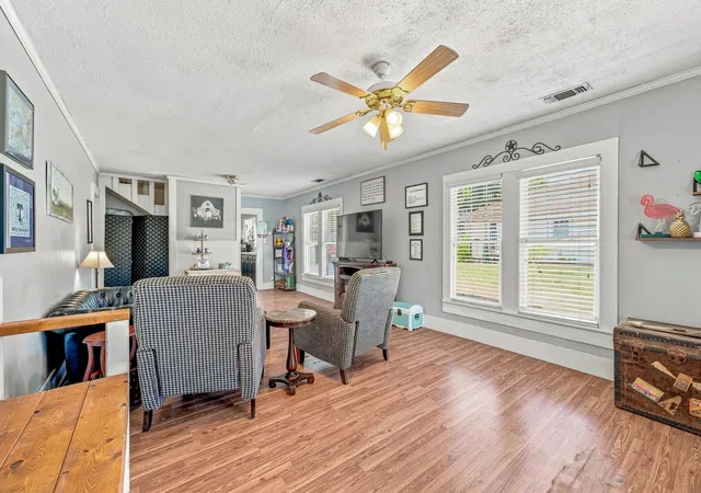 Photo 3 of Single family home for sale at 814 N Ollie St, Stephenville, TX 76401 | MLS# 21360895 | Listing updated on 2026-08-16