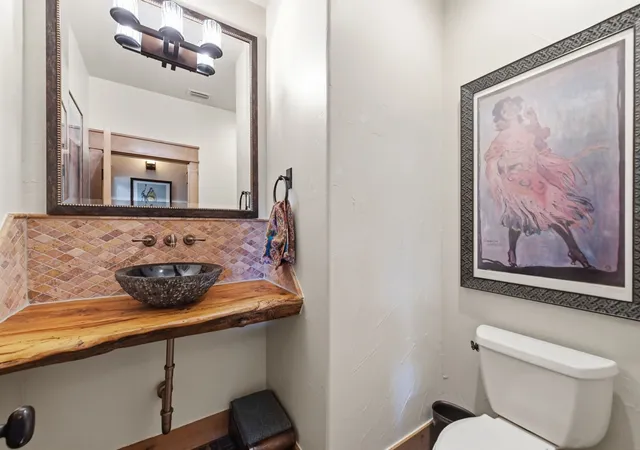 Photo 4 of Single family home for sale at 1165 Grandview Dr, Graford, TX 76449 | MLS# 21360817 | Listing updated on 2026-08-25