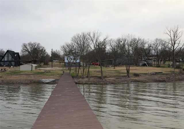 Photo 3 of Single family home for sale at 1020 Crazy Horse, Quinlan, TX 75474 | MLS# 21360920 | Listing updated on 2026-10-07