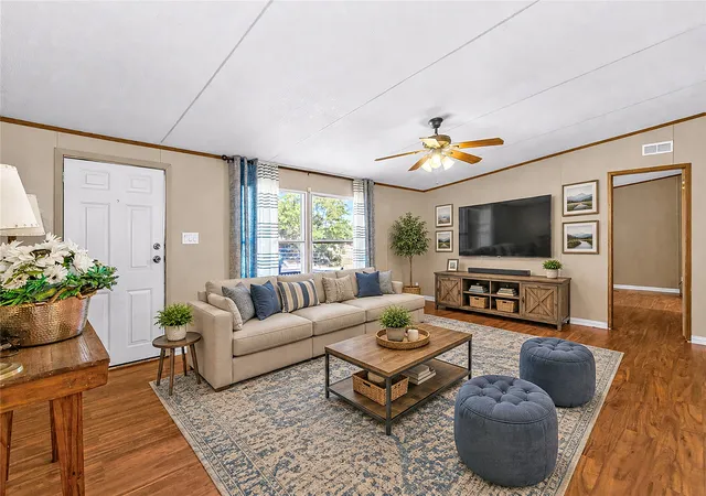Photo 3 of Sale Pending at 12156 Thistle Ln, Justin, TX 76247 | MLS# 21360505 | Listing updated on 2026-08-31