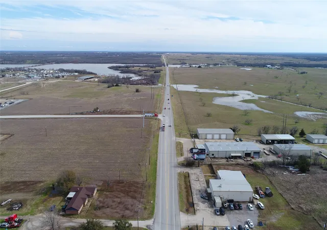 Photo 4 of Land for sale at Tbd S Hwy 287, Corsicana, TX 75110 | MLS# 21360962 | Listing updated on 2026-10-30