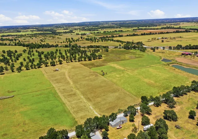 Photo 2 of Sale Pending at 374 Cr 475, De Leon, TX 76444 | MLS# 21360951 | Listing updated on 2026-09-04