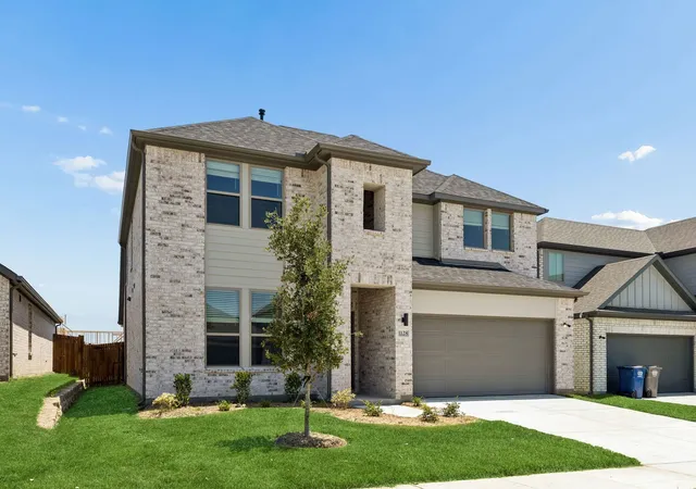 Photo 2 of Single family home for sale at 10613 Blakley Creek Rd, Fort Worth, TX 76126 | MLS# 21360996 | Listing updated on 2026-08-18