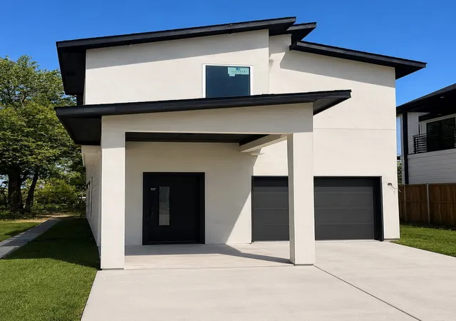 Photo 1 of Single family home for sale at 406 Bobbie St, Dallas, TX 75203 | MLS# 21356146 | Listing updated on 2026-09-29