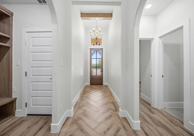 Photo 4 of Sale Pending at 705 Cliff St, Fort Worth, TX 76164 | MLS# 21360591 | Listing updated on 2026-10-06